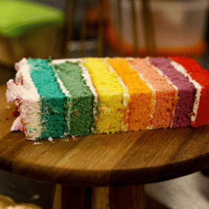 Per i tuoi eventi speciali a Verona, nel Veneto e in tutta Italia, scegli l'eccellenza di Ady Cake Lab. Adela, la nostra Cake Designer, crea torte personalizzate che sono vere e proprie opere d'arte, perfette per matrimoni, compleanni e anniversari. Ogni dolce è frutto di una ricerca di tecniche innovative e di ricette esclusive, che garantiscono un equilibrio perfetto tra bellezza e gusto. La nostra pasticceria artigianale nasce dalla passione di Adela, che dopo la laurea ha seguito la sua vera vocazione, specializzandosi in royal icing e decorazione. Affidati all'esperienza e alla creatività di Ady Cake Lab per un dolce che lascerà tutti a bocca aperta. Ordina ora la tua torta a Verona!