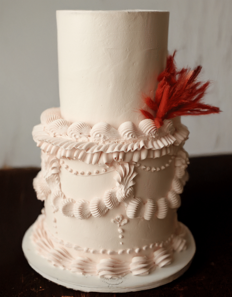 corsi-cake-design-online-italia-ady-cake-lab Basta con le torte decorate che sono solo belle da vedere! Ady Cake Lab a Verona ha smentito questo mito, creando torte personalizzate in cui l'estetica mozzafiato e un gusto indimenticabile convivono in perfetto equilibrio. La nostra Cake Designer Adela, combina anni di ricerca su ricette esclusive e tecniche avanzate (come il royal icing) per offrire il meglio della pasticceria artigianale in tutto il Veneto e in Italia. Oltre alle torte, Adela trasmette questa filosofia nei suoi corsi in presenza e nei futuri corsi online. Scegli Ady Cake Lab per un dolce che racconta una storia di bellezza e sapore.